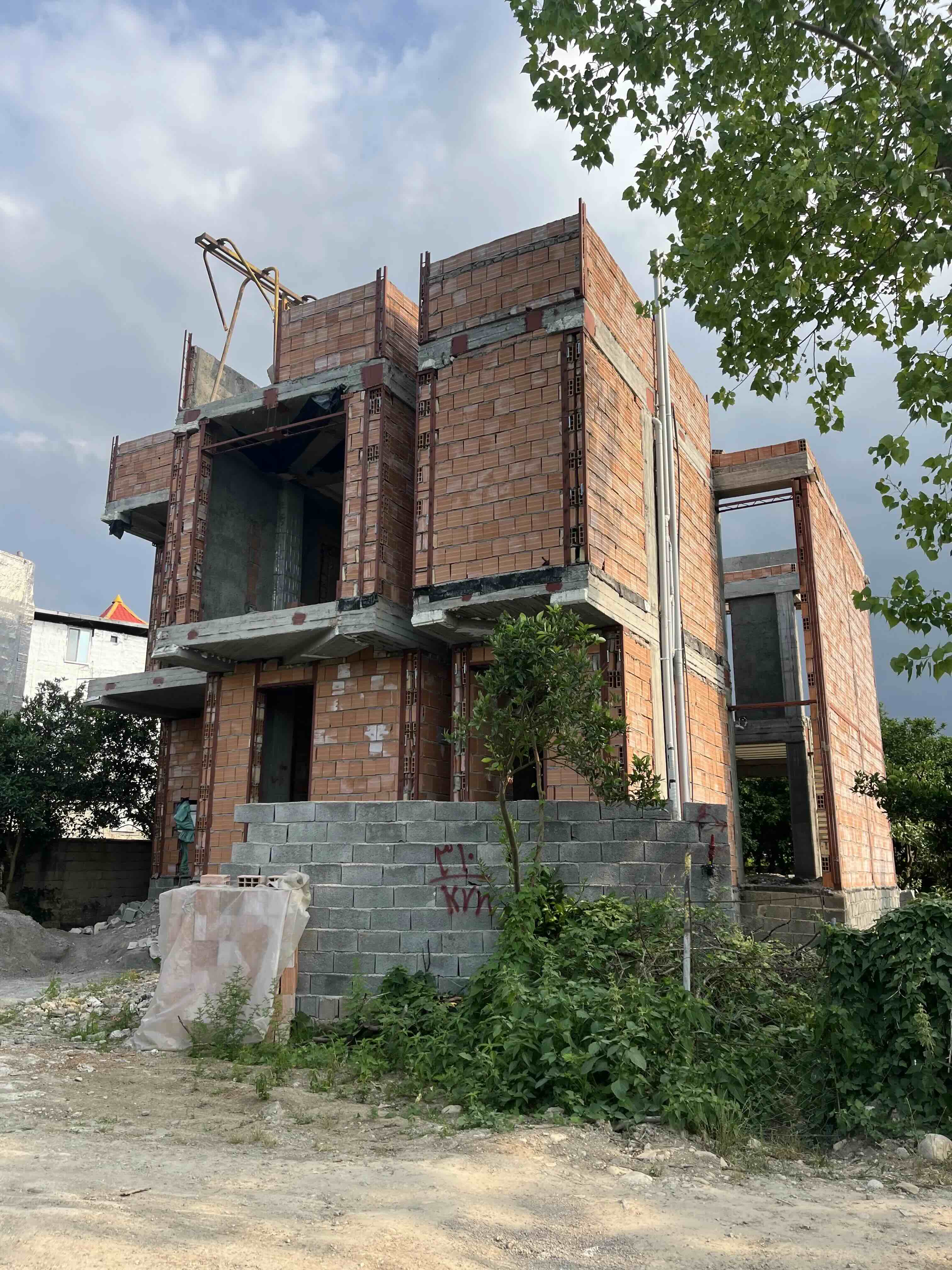 Firoozeh House - Construction 12
